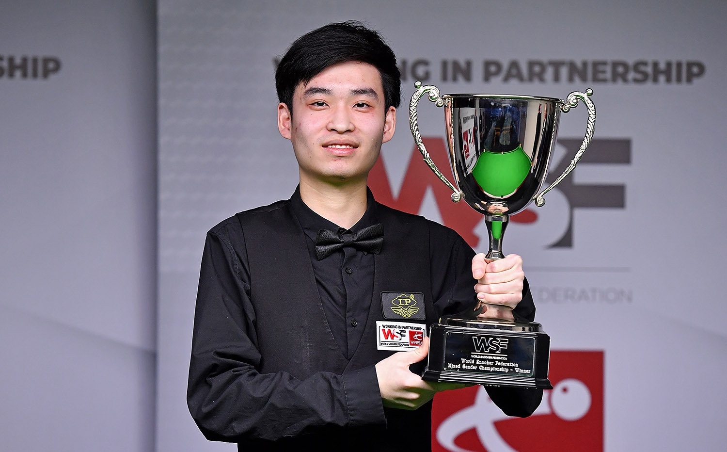 次展现出灵 次展现出灵